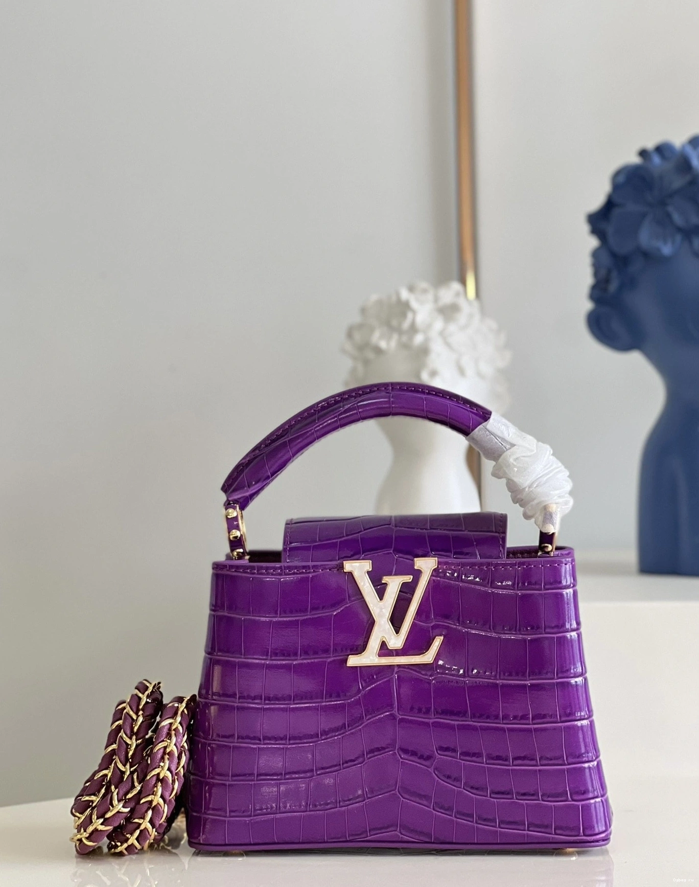 LOUIS VUITTON CAPUCINES MINI 0806